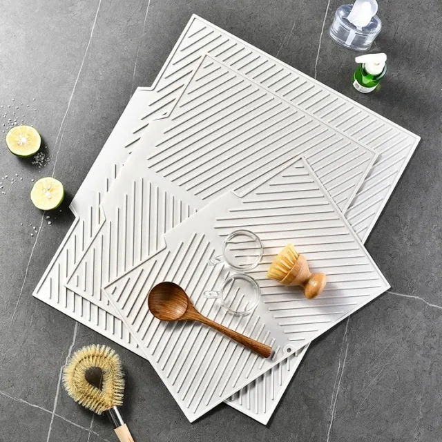Tapis d'égouttage de cuisine, tapis isolant thermique pour table à manger, tapis de rangement en silicone incliné pour vaisselle, assiettes et tasses, tapis de drainage d'eau pour salle de bain 1