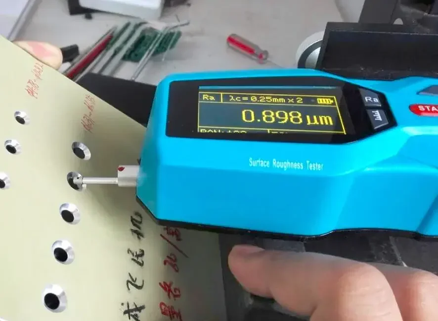 TR200 Ra Rz Rq Rt High Precision Surface Roughness Tester Manufacturer 2