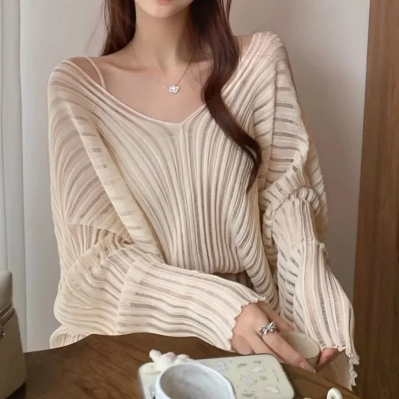 

Женская трикотажная блузка с V-образным вырезом, свободного покроя