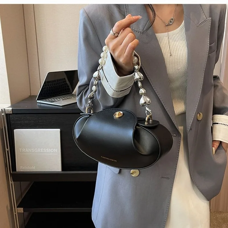 Unique Trendy New Luxury Designer Handbag High Quality PU Leather Bags Women's Bags Popular Crossbody Pearl Chain Shoulder Bags