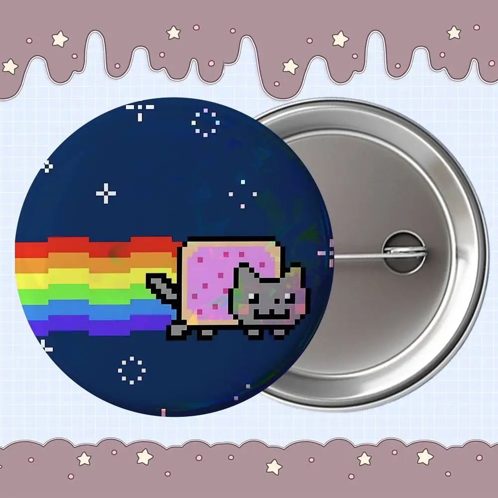 Niedliche Regenbogen-Alien-Nyan-Katze, runde, exquisite Abzeichen-Broschen, kreative Anstecknadeln für Kleidung, Hut, Rucksack, Geschenkzubehör – Detail 13