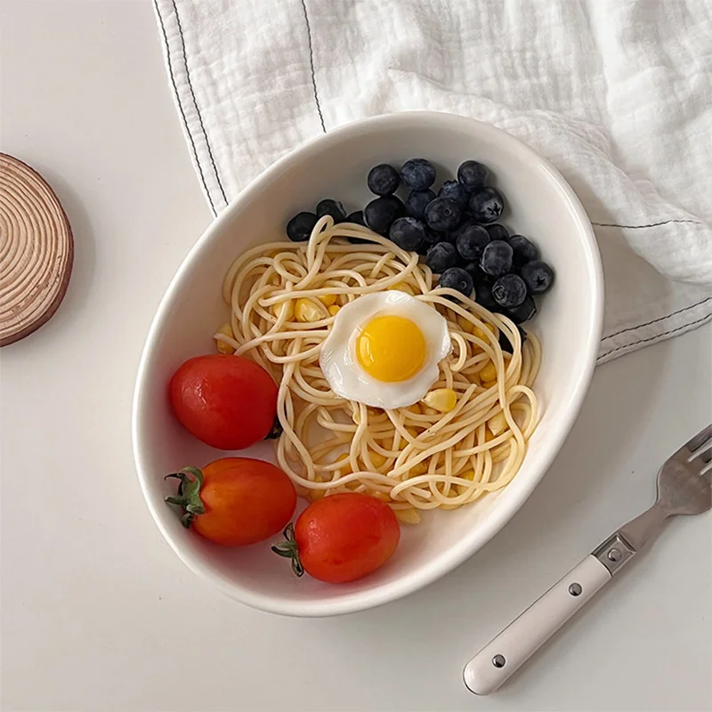 Korean Simple Oval Plate Ceramic Fruit Salad Plate White Spaghetti Solid Colour Breakfast Deep Dish Tableware 22cm