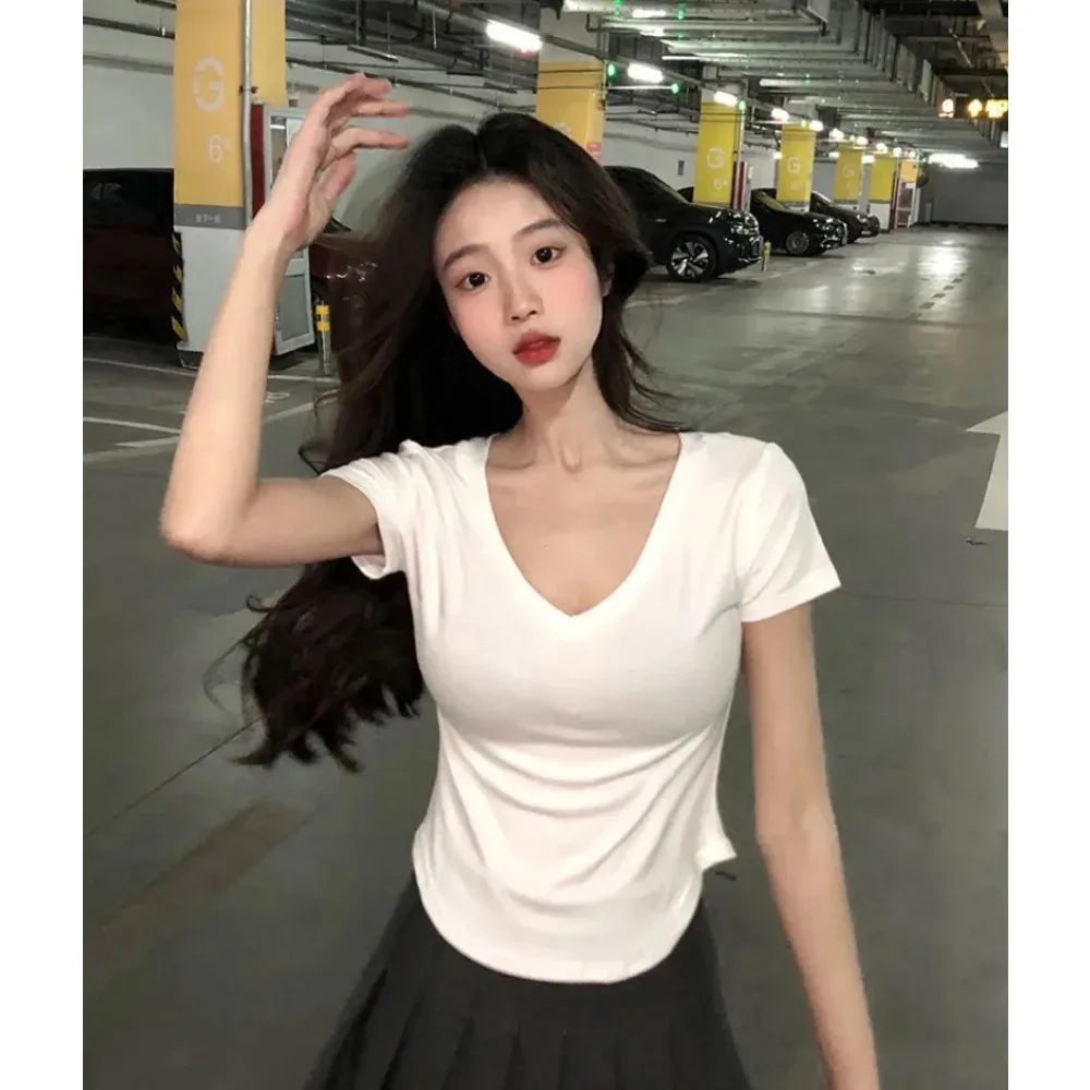 Sexy V-neck Short Sleeve T-shirts for Women Summer New Tees Top Black White Basic Tshirt Y2K Korean Style Women's Clothes 2024 - Image 5