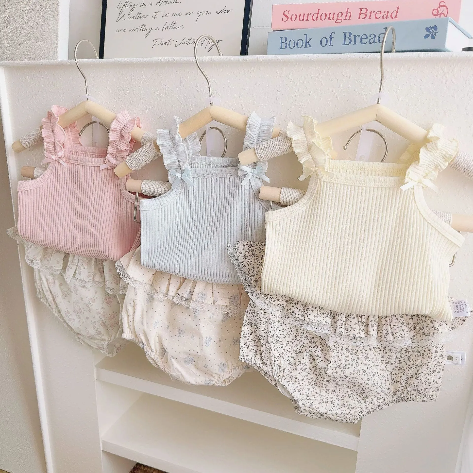 K2658/T2658 Summer Infant Set with Ruffle Trim Top Sweet Solid Color Korean Style Floral Bloomers Baby Outfit 1