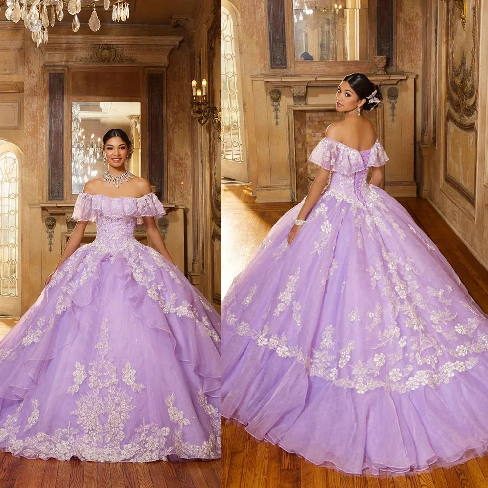 

Elegant Ball Gown Quinceanera Dresses For Women Bateau Neck Sequins Beads Appliques Bridal Gowns Slim Fit Lace Up Party Dresses