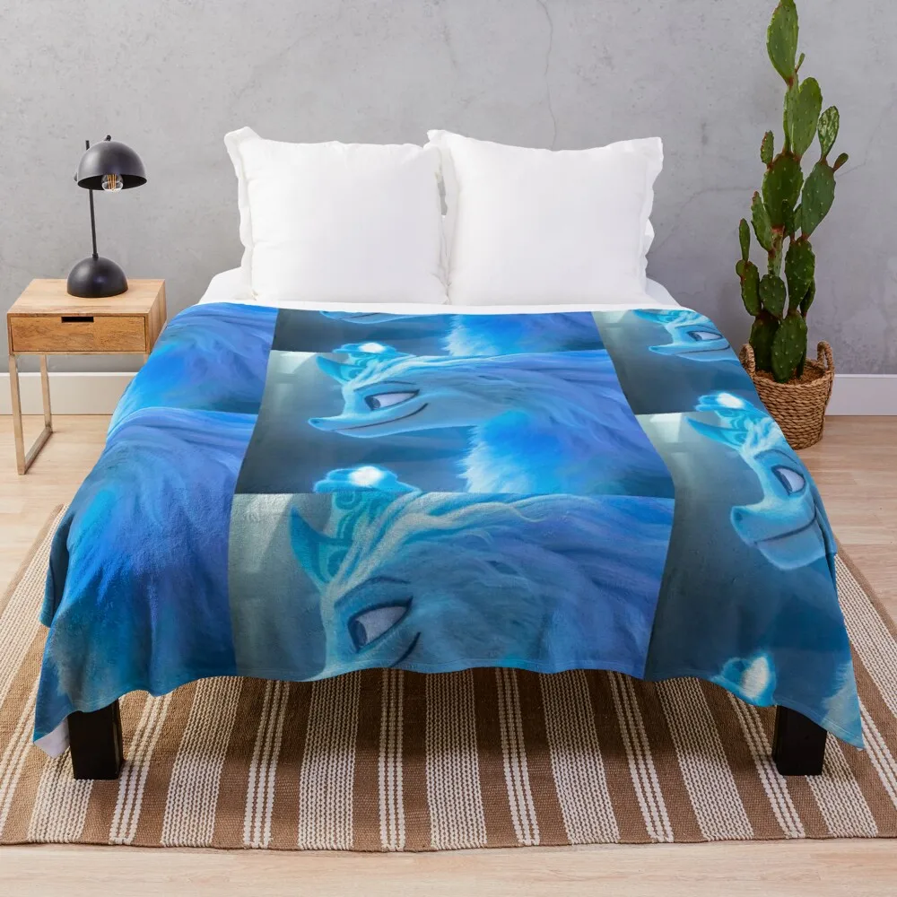 Sisu, Raya E L'Ultimo Drago, 2021, Kumandra, Stone, Tuk Tuk, Tong Throw Blanket