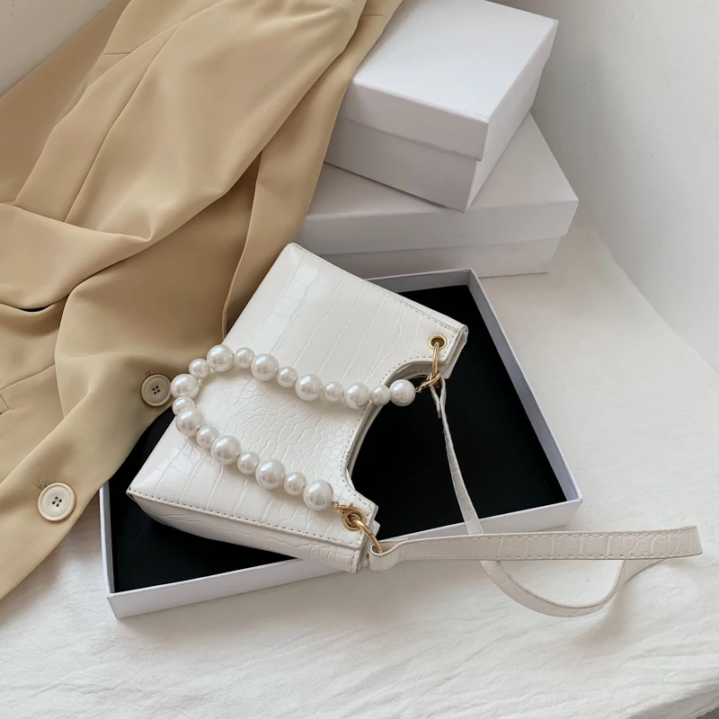 Solid color Pearl Tote Box bag 2020 Fashion
