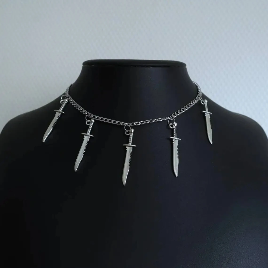 Katana choker
