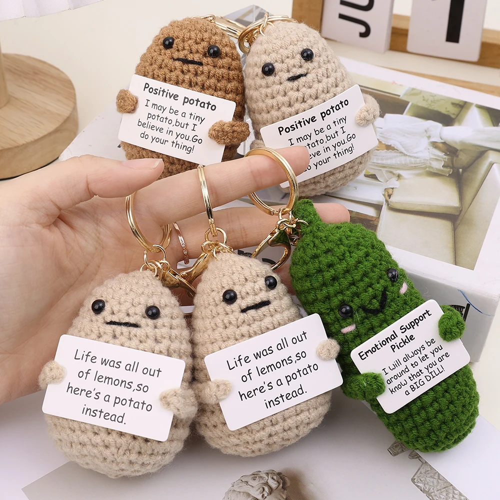 VICKYPOP Portachiavi In Peluche A Forma Di Patata Con Trecce - Morbido E Simpatico Ciondolo Per Borsa, Regalo Divertente Per Ragazze E Ragazzi, 10,8 Cm