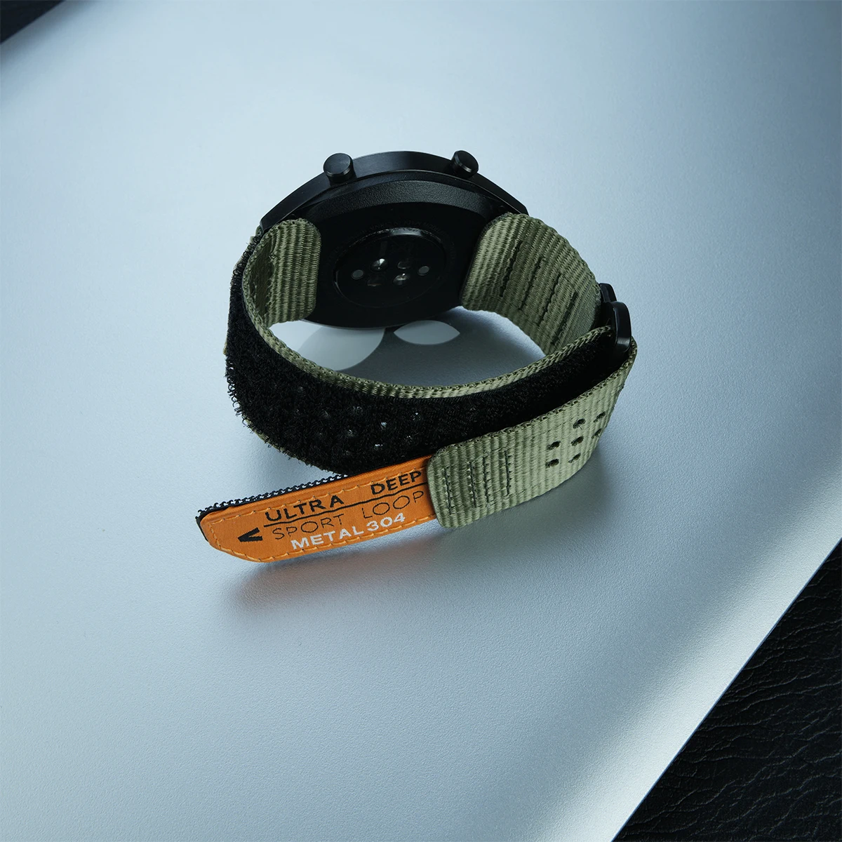 Breathable Nylon Sports Strap - 20mm/22mm Adjustable Band