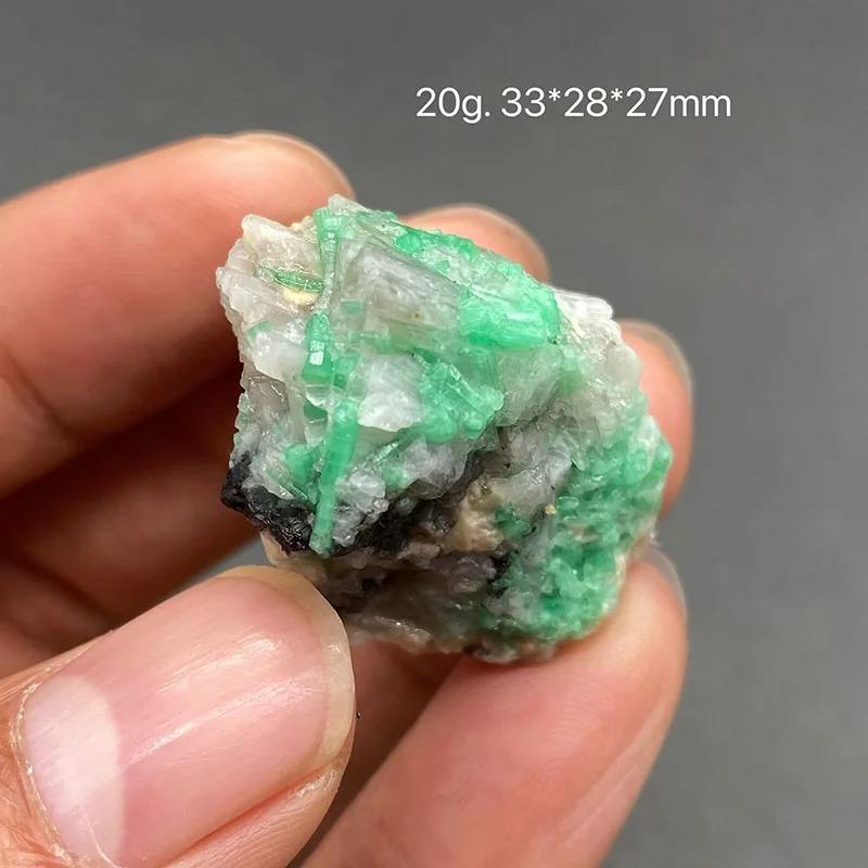 100% natural emerald primitive mineral specimen Healing Crystal gem collection