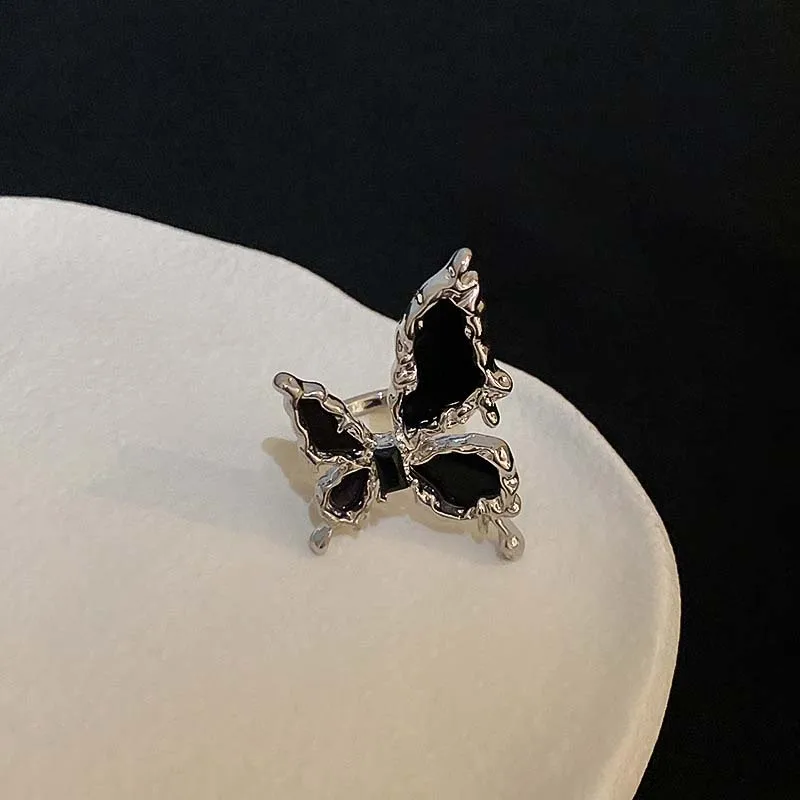 【人気残り僅】8 by YOOX RHINESTONES BUTTERFLY イヤリング 8 By YOOX RHINESTONES BUTTERFLY EARRINGS | イヤリング