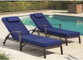Adjustable Wicker Patio Lounger 1