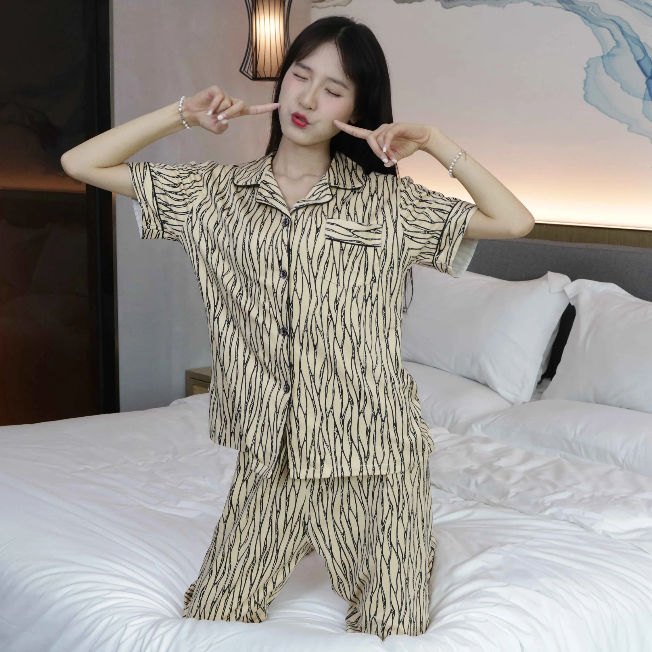 Summer three piece pajamas, women's imitation cotton fashion casual cardigan, small square neck, irregular stripes, home wear