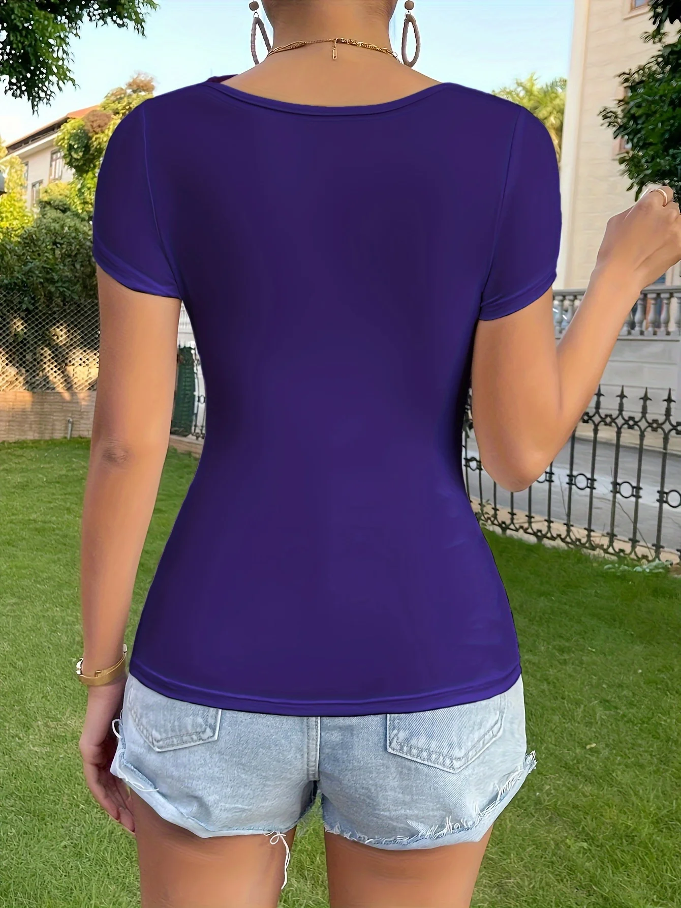 ☆人気☆【INSTANTFUNK】☆21SS Square Neck Basic T-shirt☆ Simple solid color square neck T-shirt for women's fashion