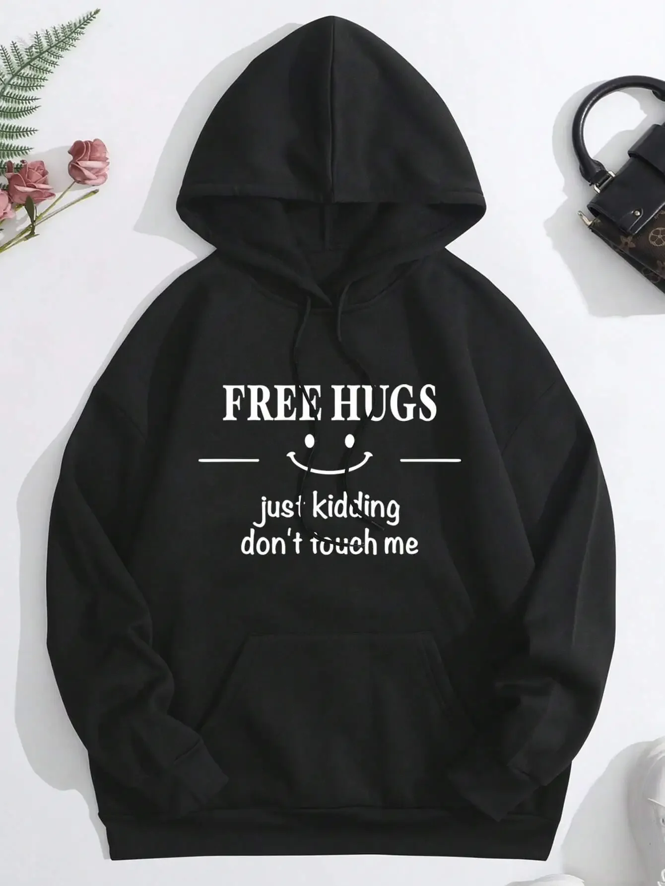 

Худи с надписью Free Hugs, повседневные уличные женские свитшоты, Удобный флисовый пуловер с круглым вырезом, свободные женские топы, одежда