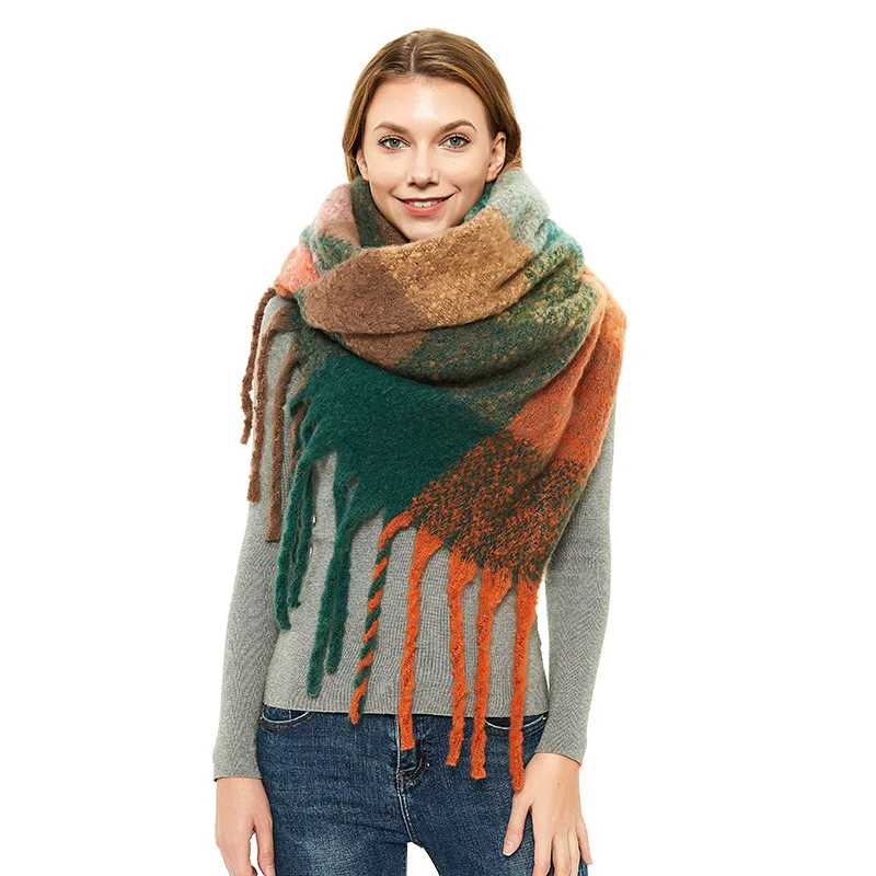 

CHENKIO Women's Winter Scarf Tassel Plaid Scarf Chunky Blanket Scarves Thick Large Wrap Shawl Luxury Scarf Women Designer Scarf