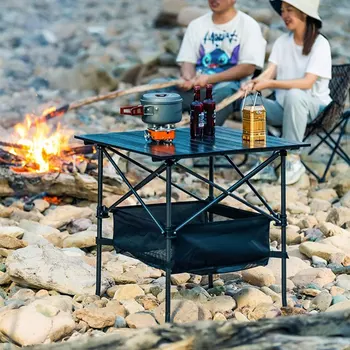 야외 접이식 테이블, 휴대용 캠핑 피크닉 정원 용품, 가구 테이블, 미끄럼 방지 발 매트 디자인 상품 이미지