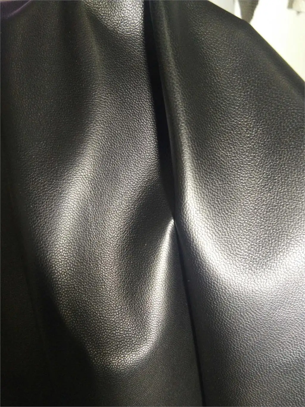 

black Uncoated goat real grain leather,A grade genuine leather soft sheep skin ultra-thin clothes with high-grade fabrics