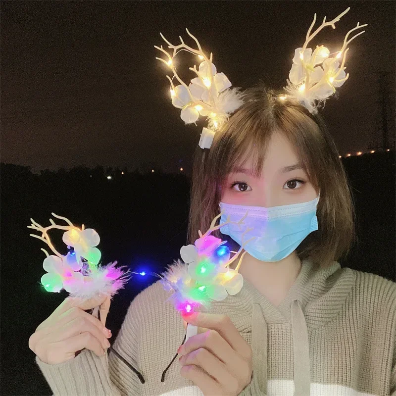 New Christmas LED Light Antlers Hair Band Cute Fairy Glowing Elk Hairpin Hair Clip Women Girls Christmas Accessories