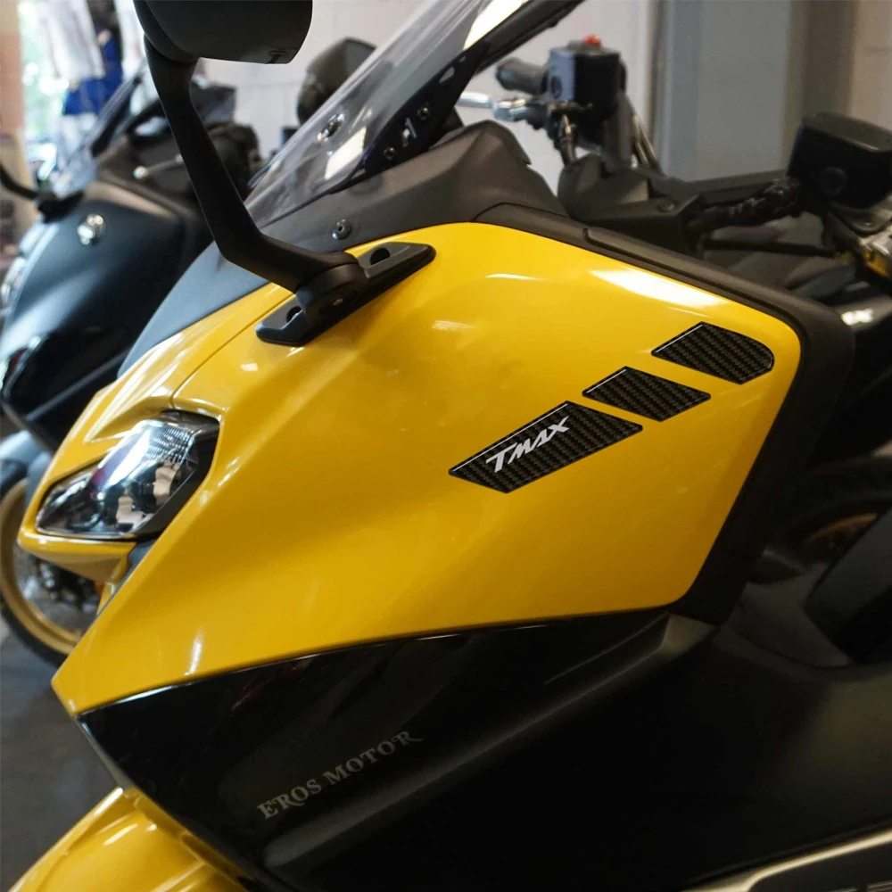 Рисунок 3 - Угловая Защитная Наклейка для yamaha tmax 560 2022