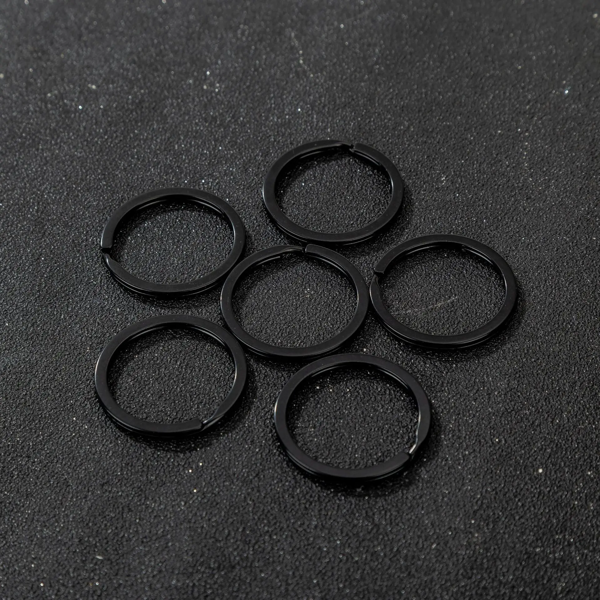 10/20 Stück 25-35mm Schwarze Flache Schlüsselringe Runde Metall-Schlüsselanhänger-Komponenten Verbindungsringe für DIY Schlüsselanhänger Schmuckherstellung Zubehör – Detail 2