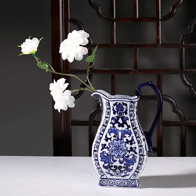 

Exquisite Jingdezhen Blue and White Porcelain Vase Retro Chinese Ceramic Ornament Elegant Hotel Decor Accent Flower Vase