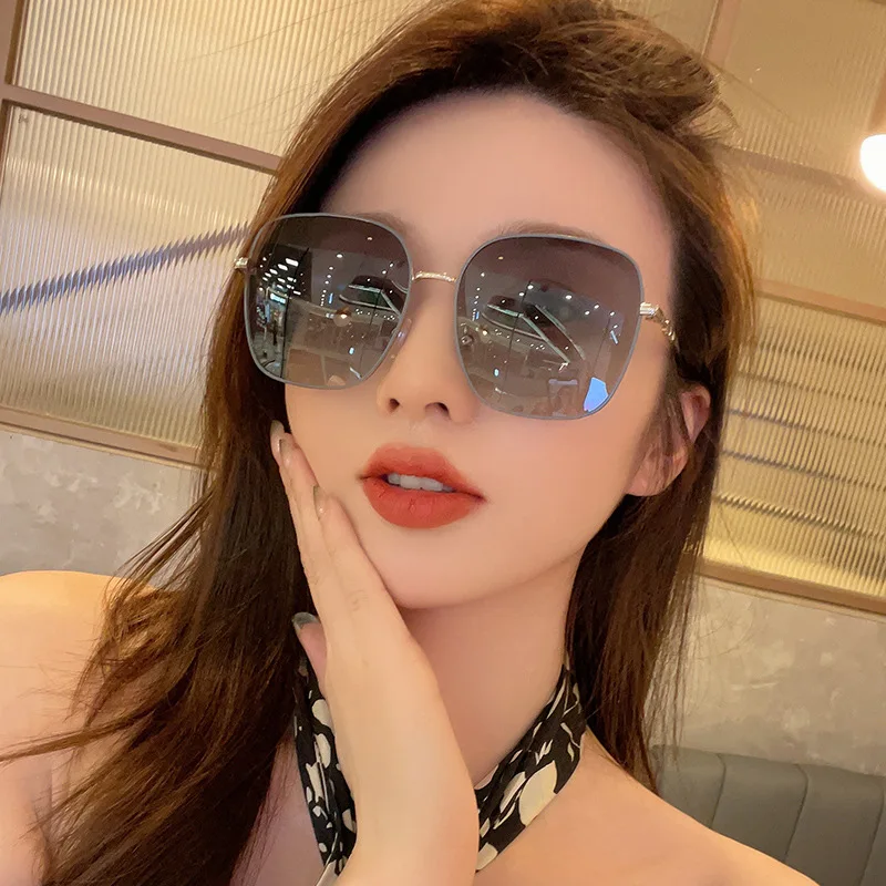 

2023 New Large Square Frame Women's UV Protection Fashion Outdoor Travel Sunglasses Tide Luxury Brand Designer Sunglasses TM8183