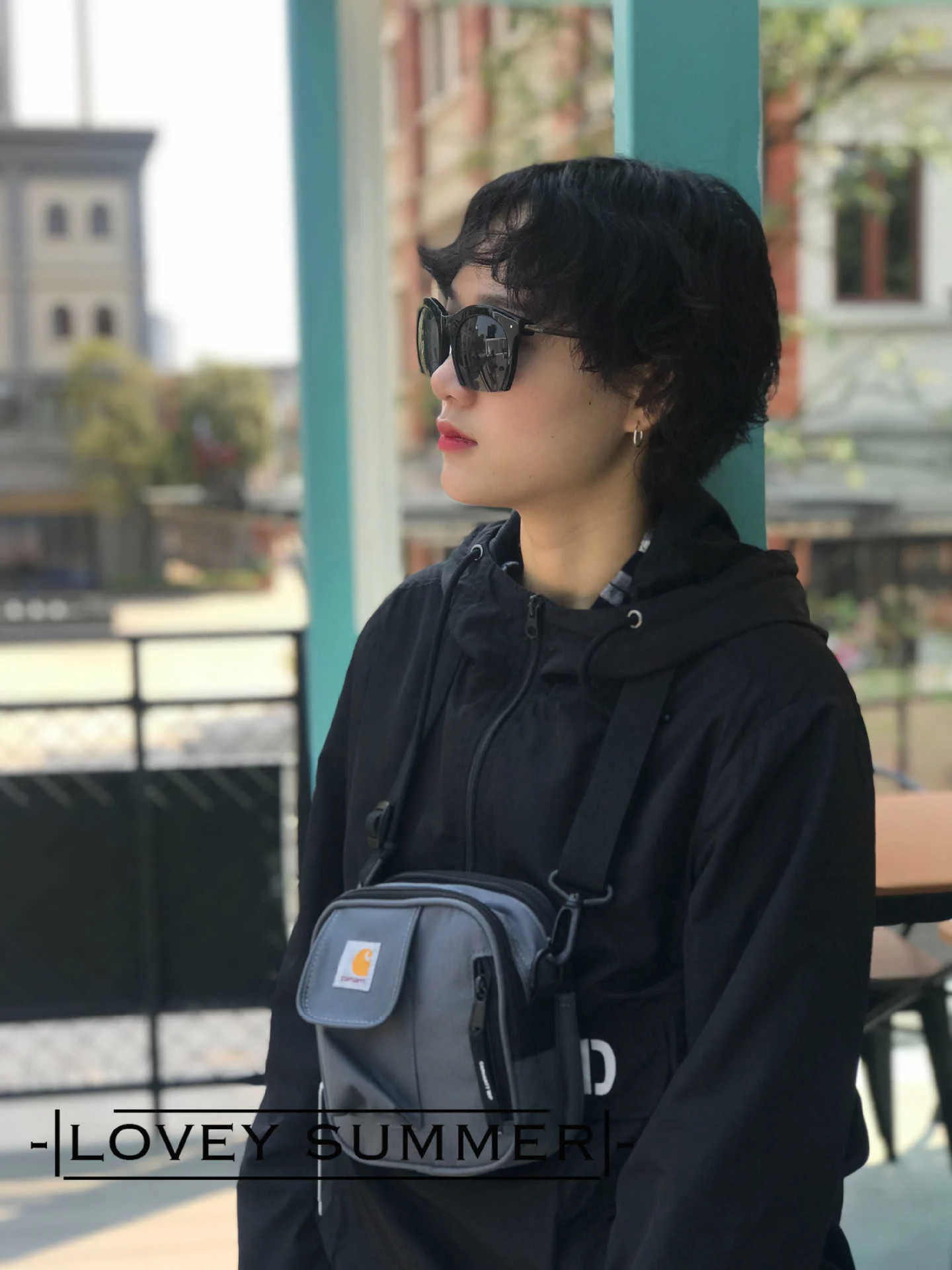 0B0BCE66-EB49-4010-B9AA-DCB165