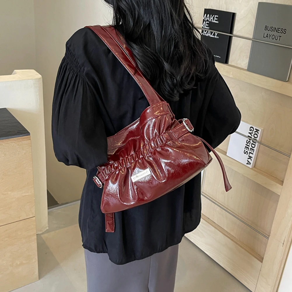 Women PU Ruched Handbag Large Capacity Pleated Underarm Bag Chic Hobo Bag Solid Color Casual Clutch Handbag for Outdoor Travel