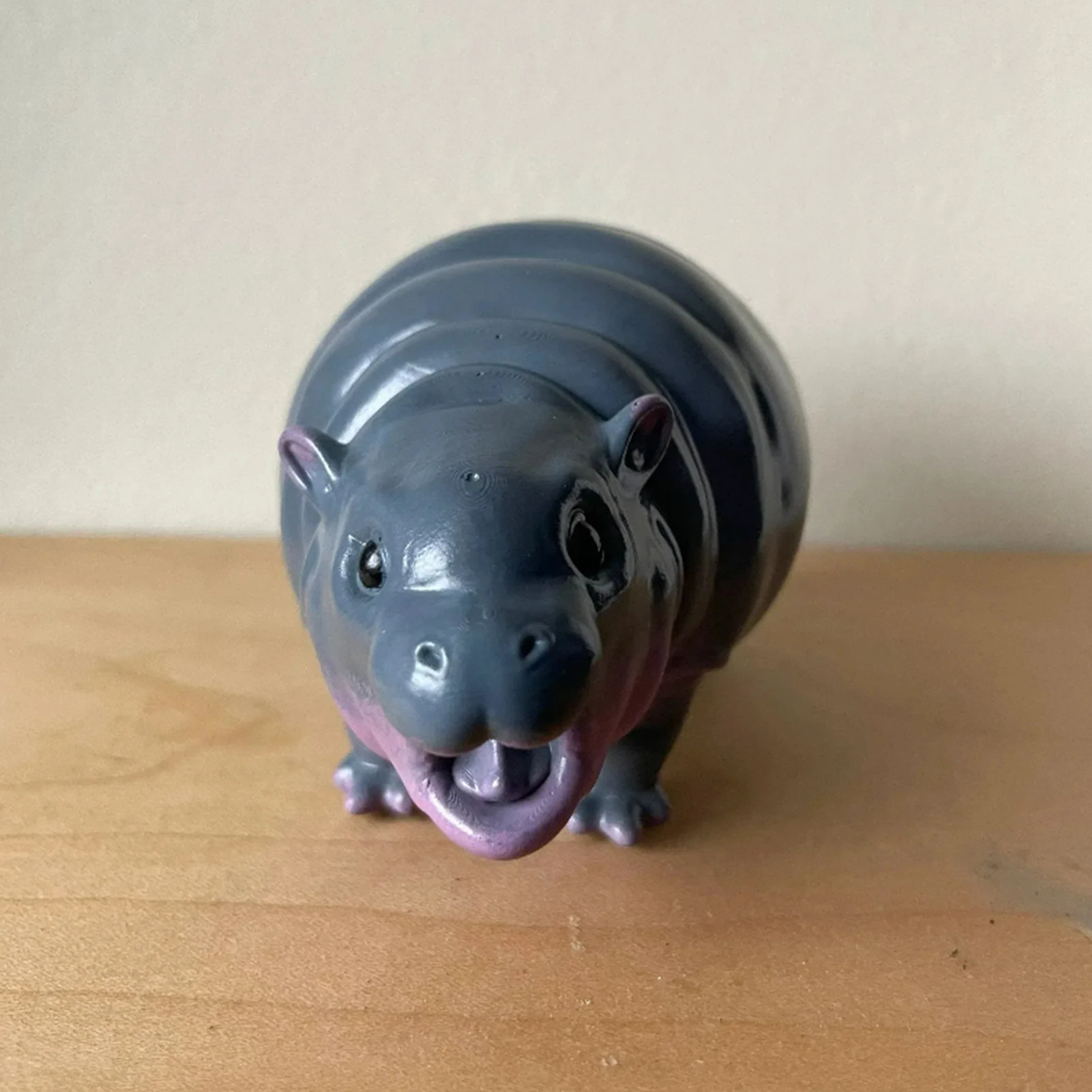Cute Hippo Resin Figurine Moo Deng Hippopotamus Sculpture Baby Hippo Statue Pygmy Hippo Figurines Home Decoration Car Pendant