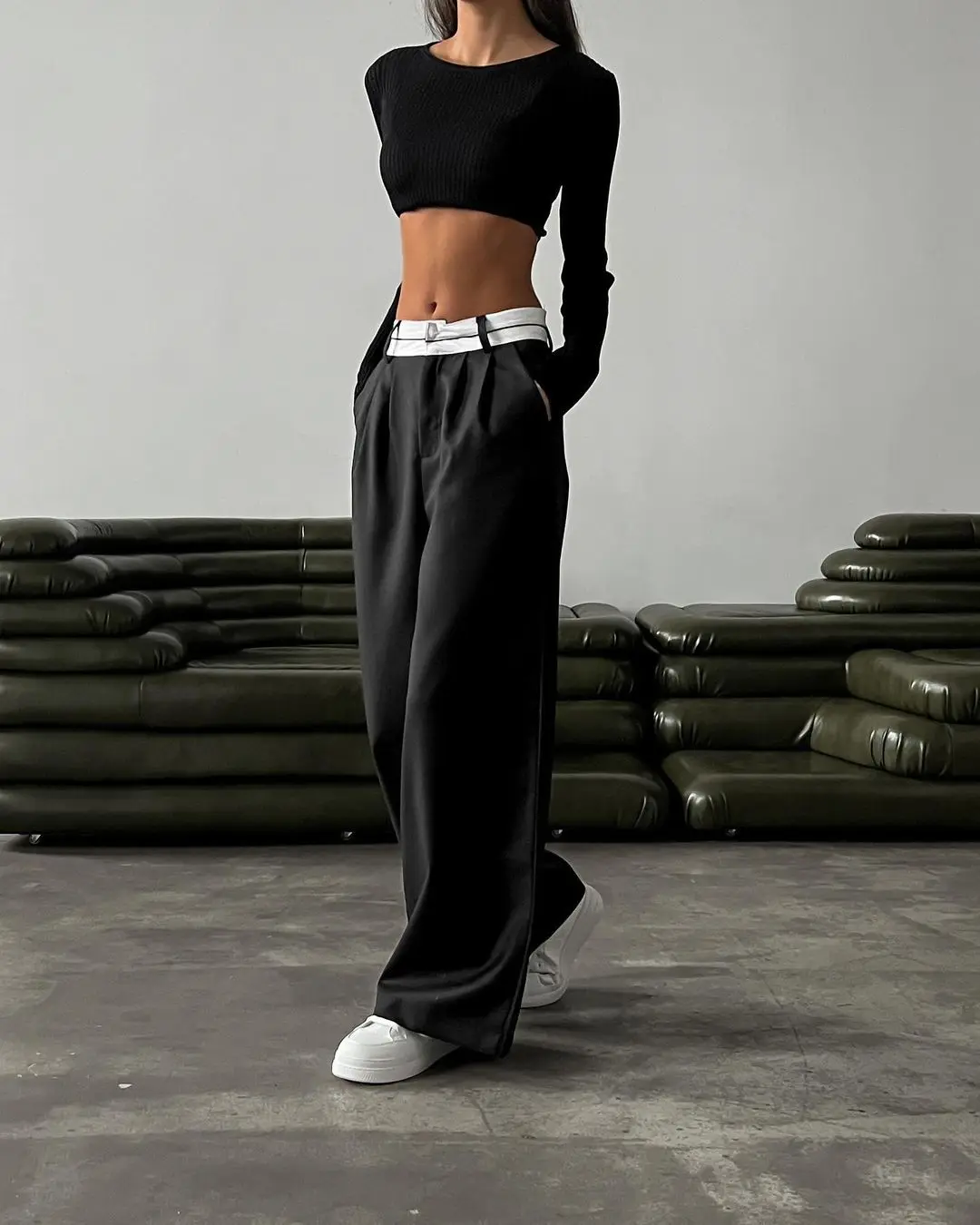 

XUAN PhD Spring 2023 New Solid Color Fashion Slim Casual Pants Niche Design Mopping Suit Pants Solid Color High Waist