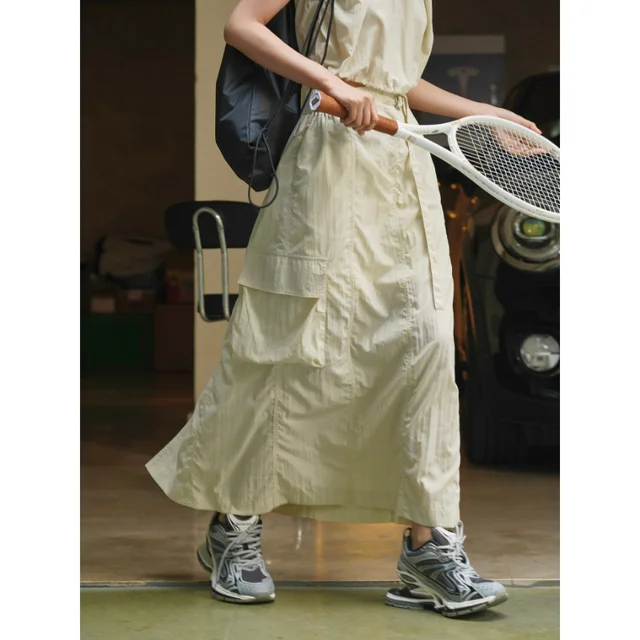 Conjunto Combinando de Saia Longa e Blusa