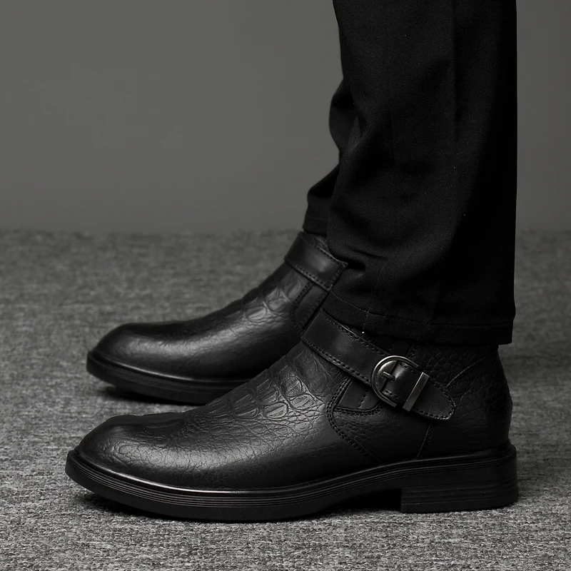 Winter Boots New Luxury Brand Plus Hair Men Boots High Top Crocodile Leather Shoes Men Business Ankle Leather Snow