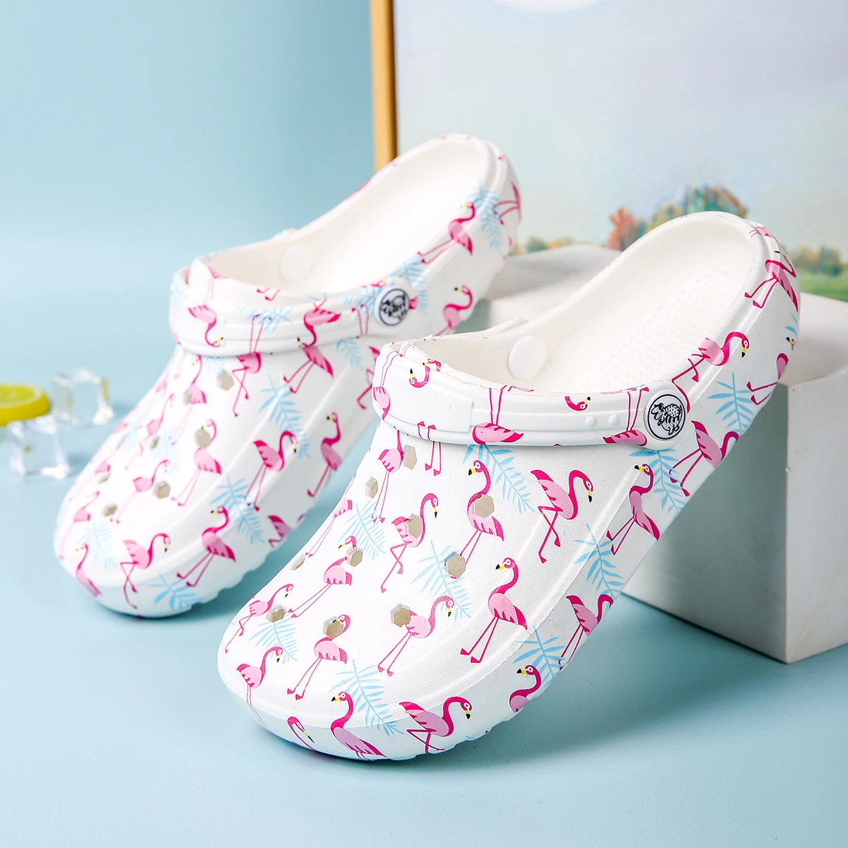 Women's Cartoon Stylish Print Garden Shoes, Lightweight Flat Two-way Wear Home Garden Clogs, Breathable Non-slip Beach Sandals 3