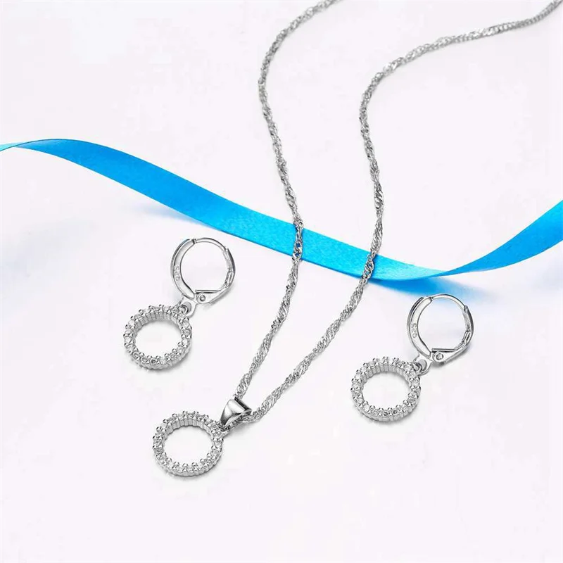 طقم دائري ناعم مرصع