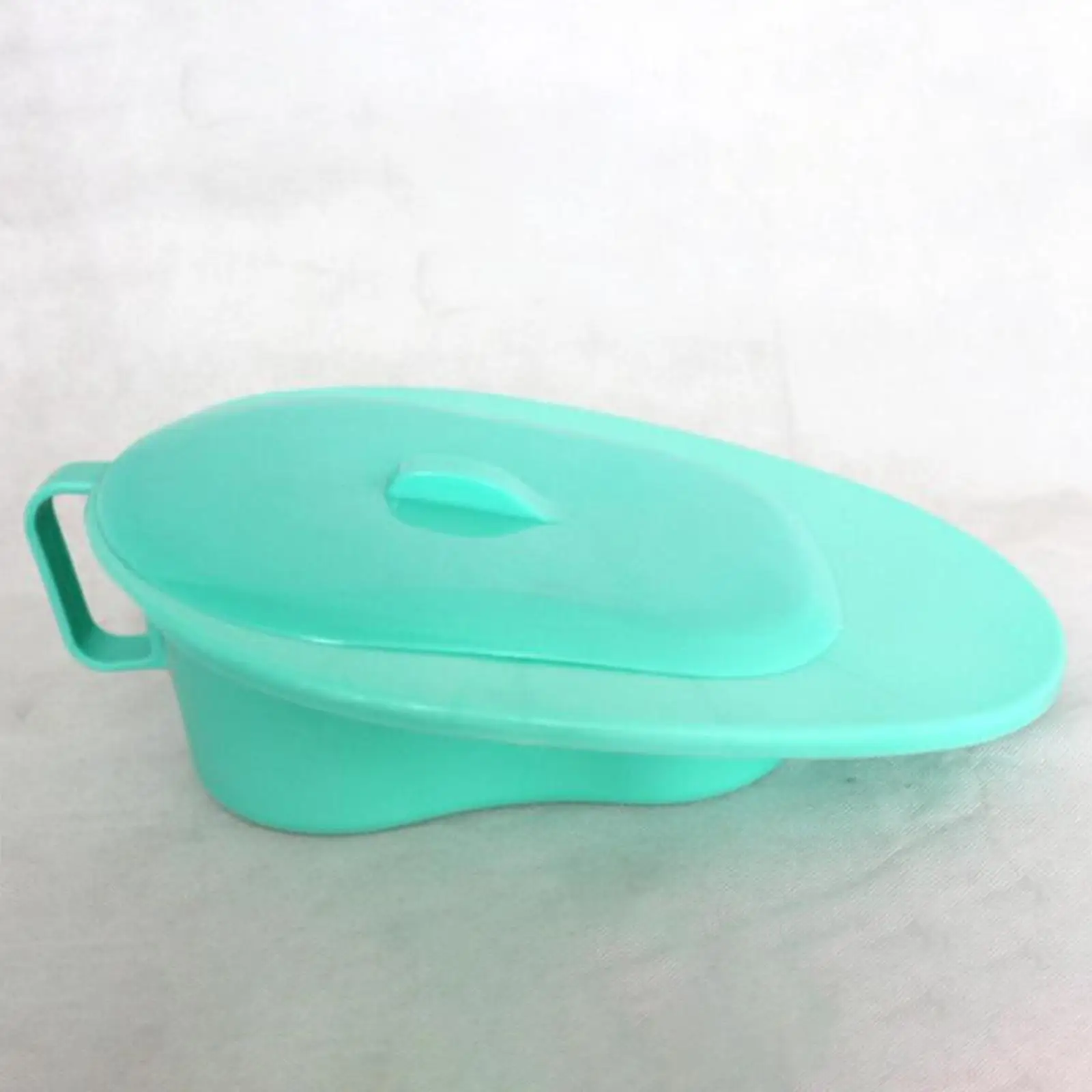 Thick Bedpan with Handle Easily to Clean Heavy Duty Emergency Device Load Bearing Bed Pan Portable Toilet for Old Man 4