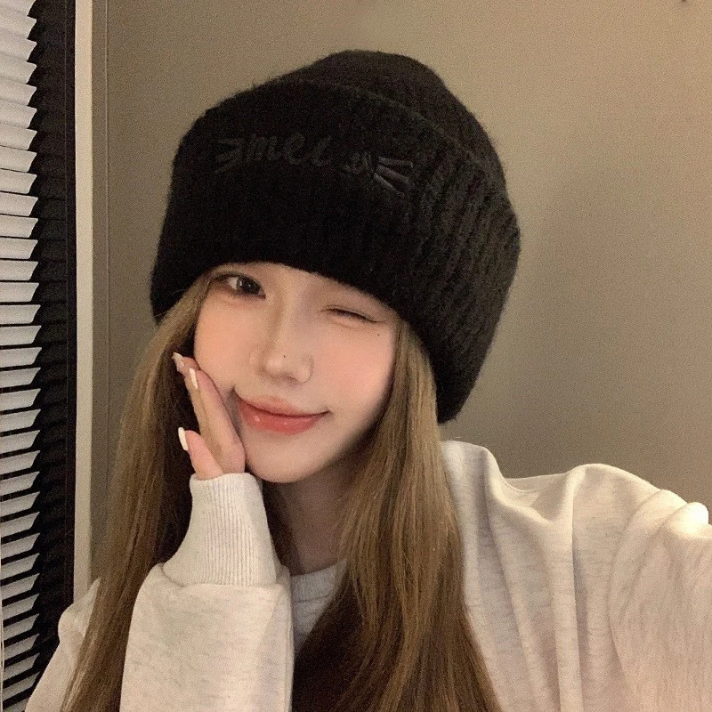 1Pieces Autumn And Winter Pile Hat Fashion Wool Knitted Hat Loose Large Head Circumference Show Face Mountaineering Hat