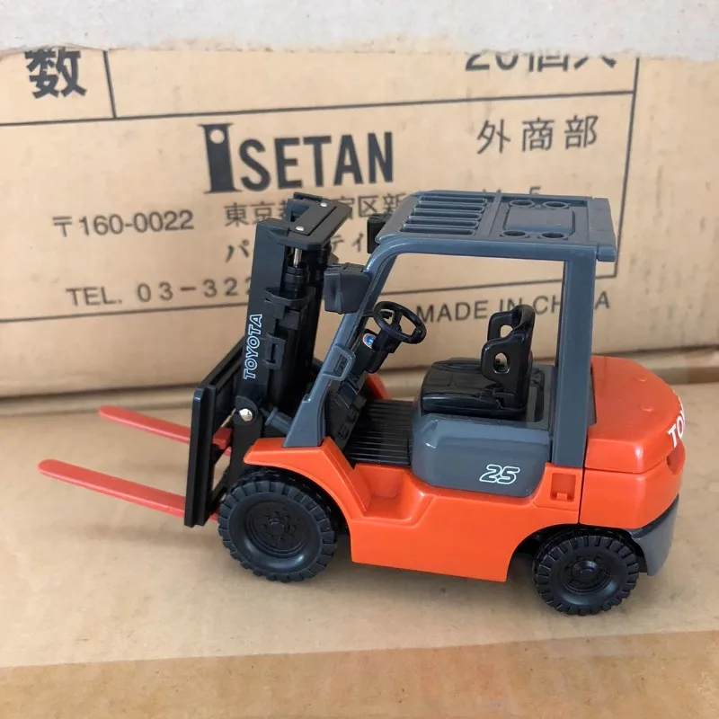 

In Stock Diecast TOYOTA Alloy Forklift Model Industrial Equipment Lift Truck Model Car Toys for Boys Collectible Ornament