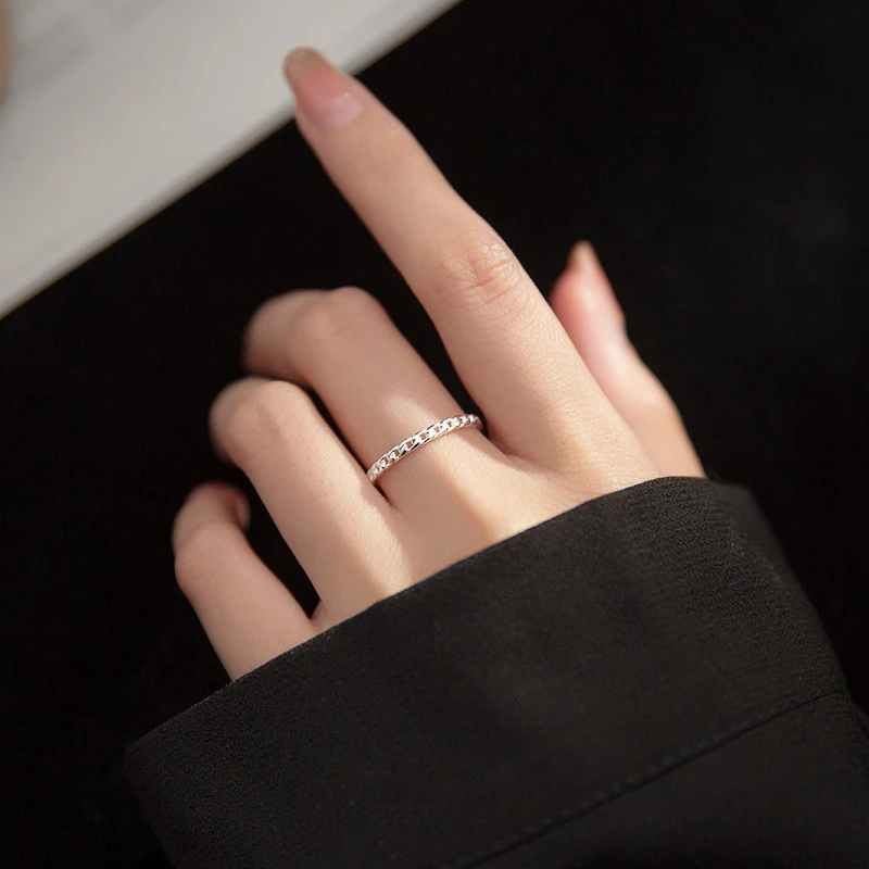 Modian 패션 미니멀리스트 트위스트 체인 링 여성을위한 정통  간단한 손가락 반지 한국 스타일 파인 쥬얼리