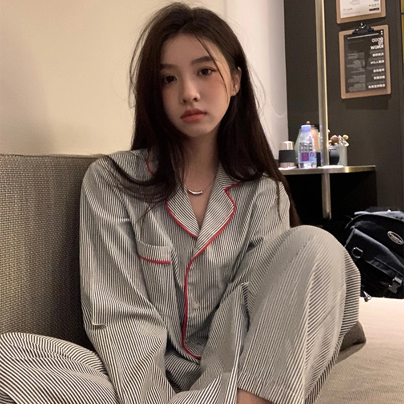 INS Black Stripe Pajamas Women Spring and Autumn 2024 New Online Red Sle Girl Can Be Worn outside Long sleeve Homewear