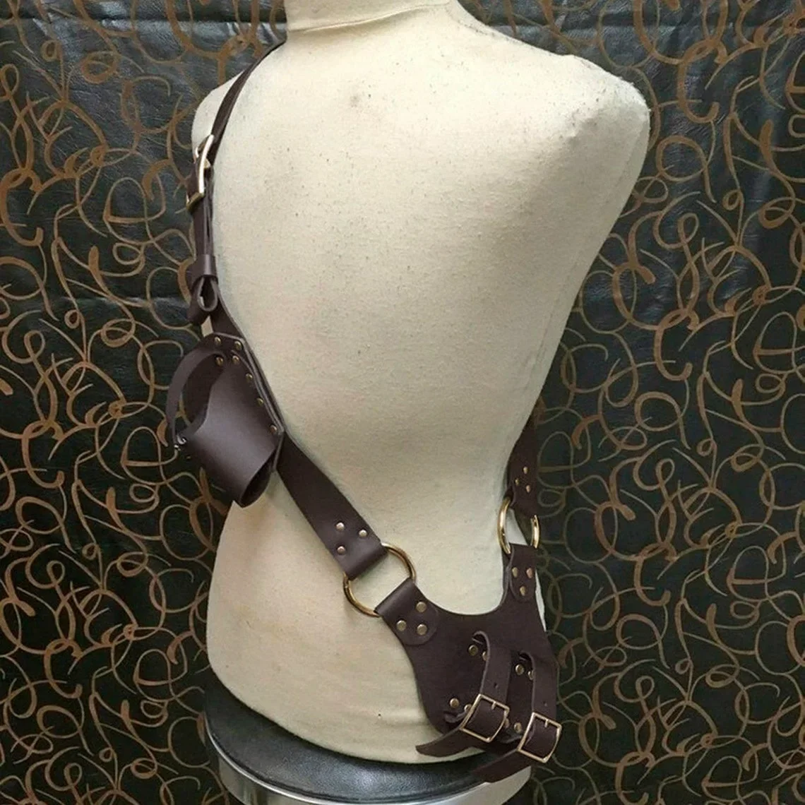 European and American Retro Medieval Gun Holster Sword Holster Belt Strap Legend of Zelda Jotaro Cosplay sword holder sheath