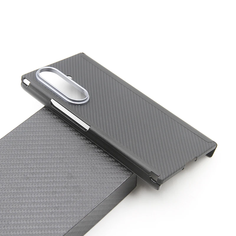 Premium Aramid Fiber Magnetic Car Mount Case - True Fiber Design