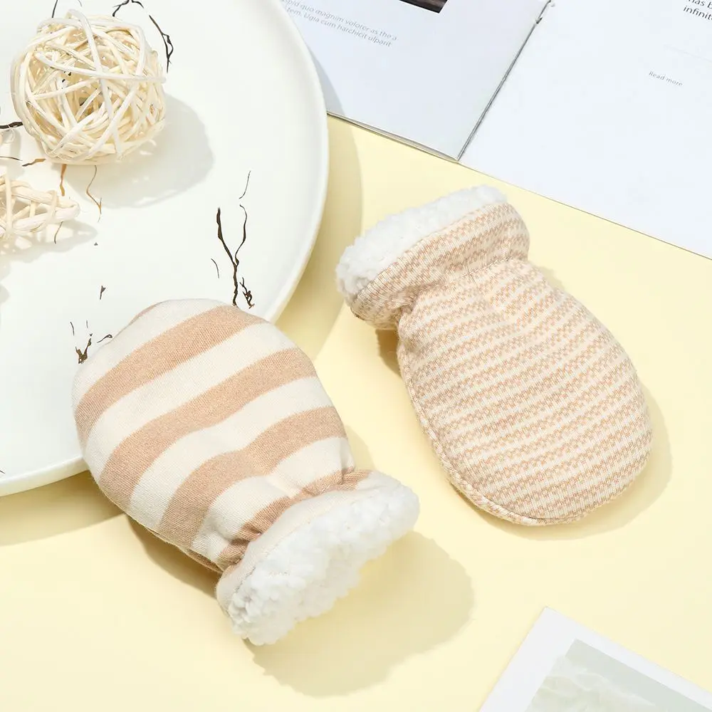Newborn gloves winter baby anti-grab mittens full finger boys girls thicken warmer fleece gloves toddler infant mittens