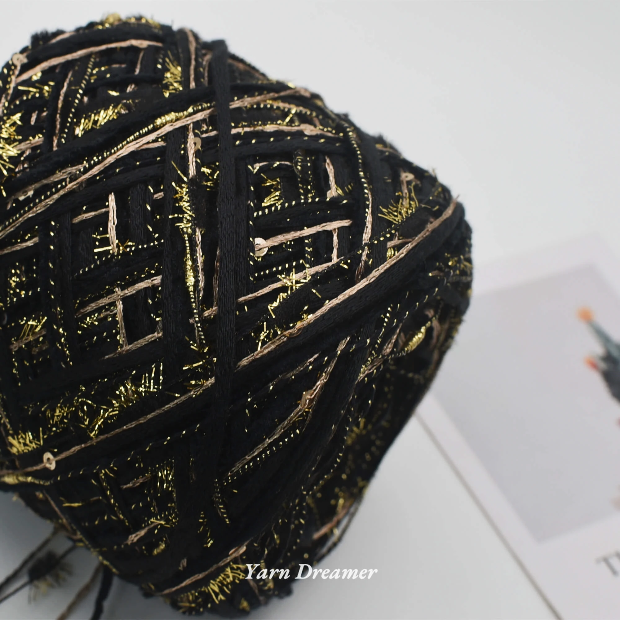 Black Yarn 100g Gold Yarns for Knitting and crochet Blended Glitter Yarn for Crochet thread Sequin Yarn Art 6