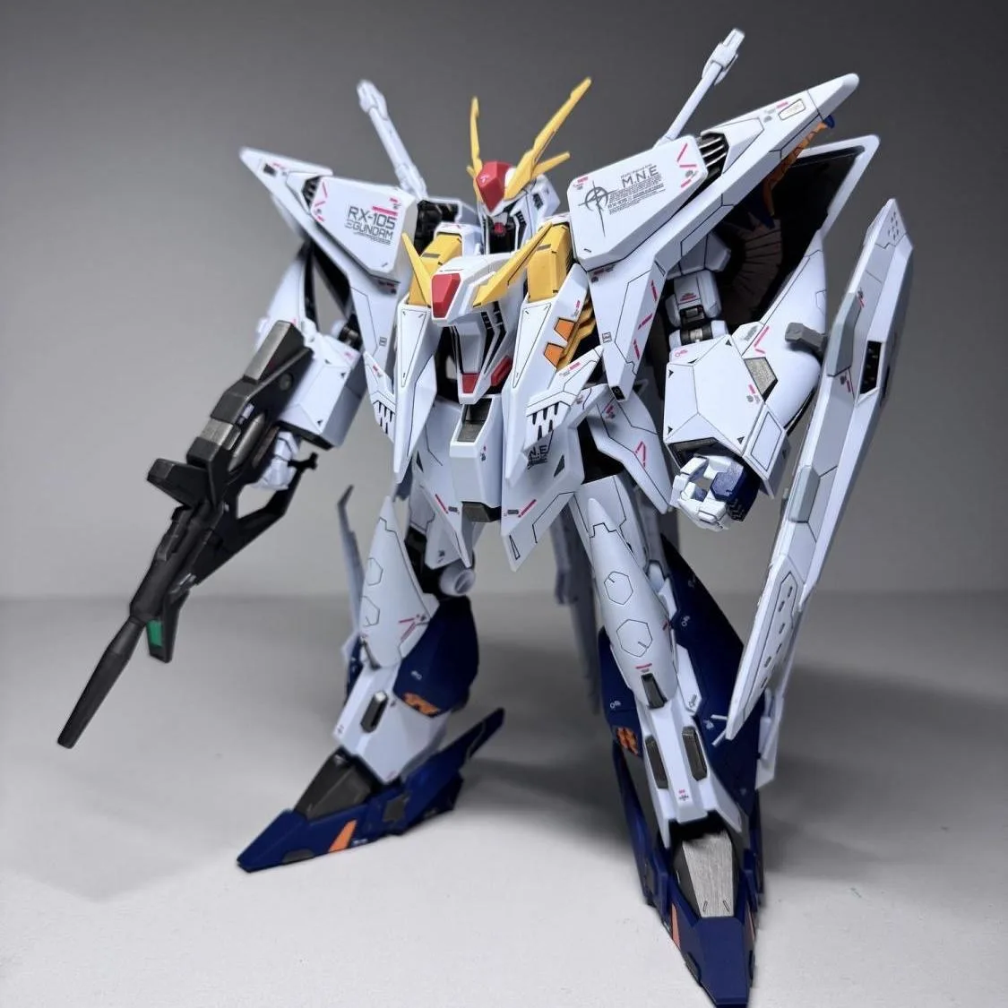 在庫 JUJIANG RX-105 XI HG 1/144 アセンブリモデルキットおもちゃ