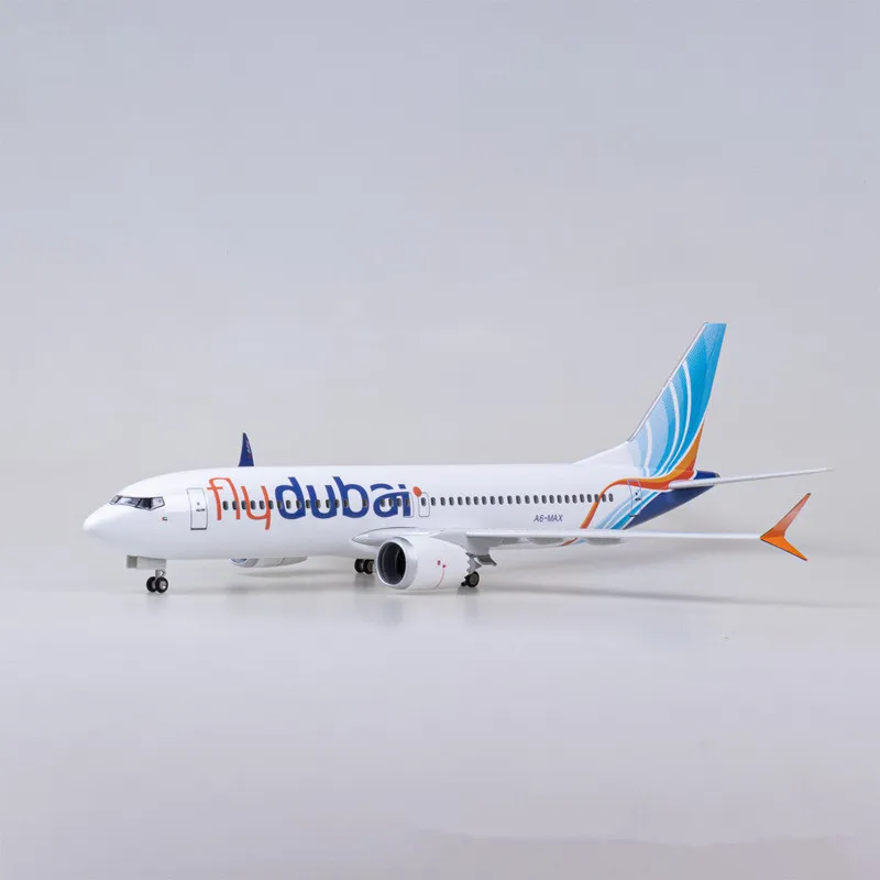 1:85 Scale 47CM Model Flydubai Boeing 737MAX Simulation Airliner With Light and Wheel Diecast Resin Aircraft Collection Display 1 160 scale 47cm b787 newzealand aircraft airlines model with light and wheel diecast resin airplane collection display toy