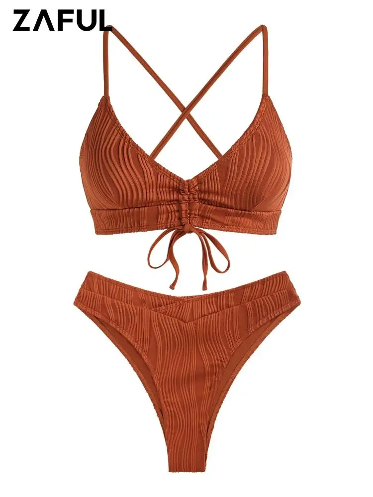 

Женский купальник с чашками пуш-ап и открытой спиной