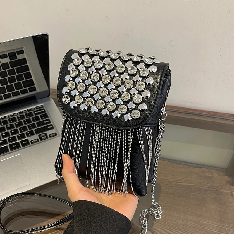 Quaste Umhängetasche einfarbig Pu Leder Damen tasche Luxus besetzt Diamant Handtasche Mode Mini kleine Umhängetasche