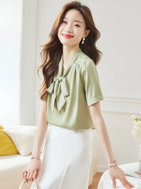 Blusas femininas de verão com laço e gola V